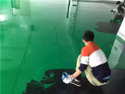 迎泽下面给你一份环氧地坪漆施工的完整流程